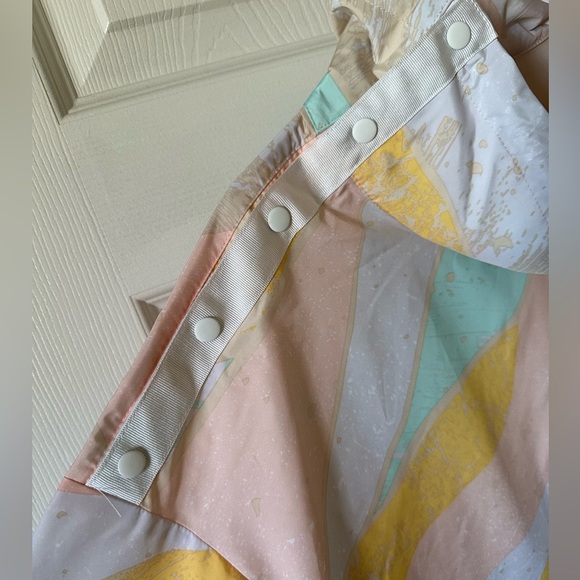 New Balance Pullover Wind Breaker - Picture 3 of 5